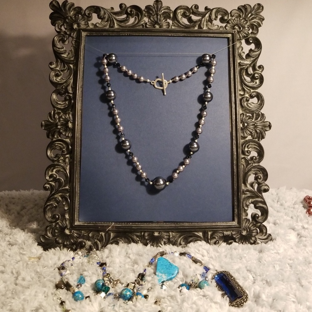 Handstrung faux pearl bauble necklace